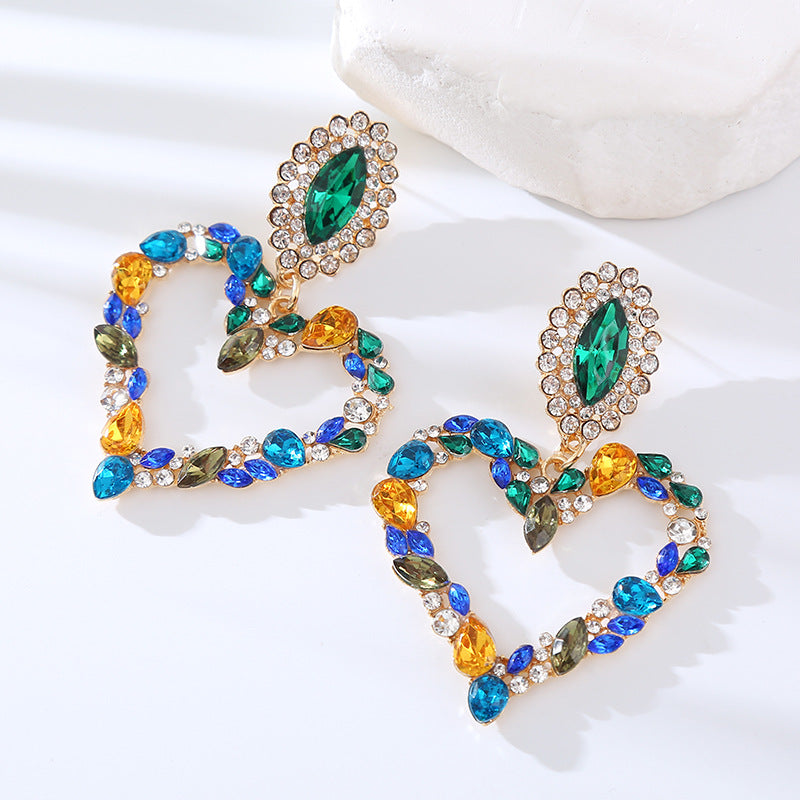 Wholesale Popular Heart-shaped Alloy Inlaid with Colored Diamonds Retro Temperament Exaggerated Super Shiny Full Diamond Earrings